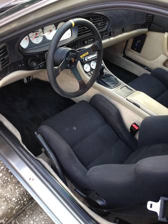 Illustration for article titled For $12,000, Will This 1988 Porsche 944’s V8 Quell The Haters?